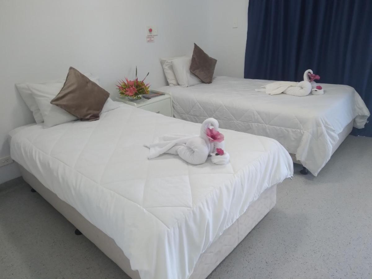 Crossroads Hotel Lae Omili Extérieur photo