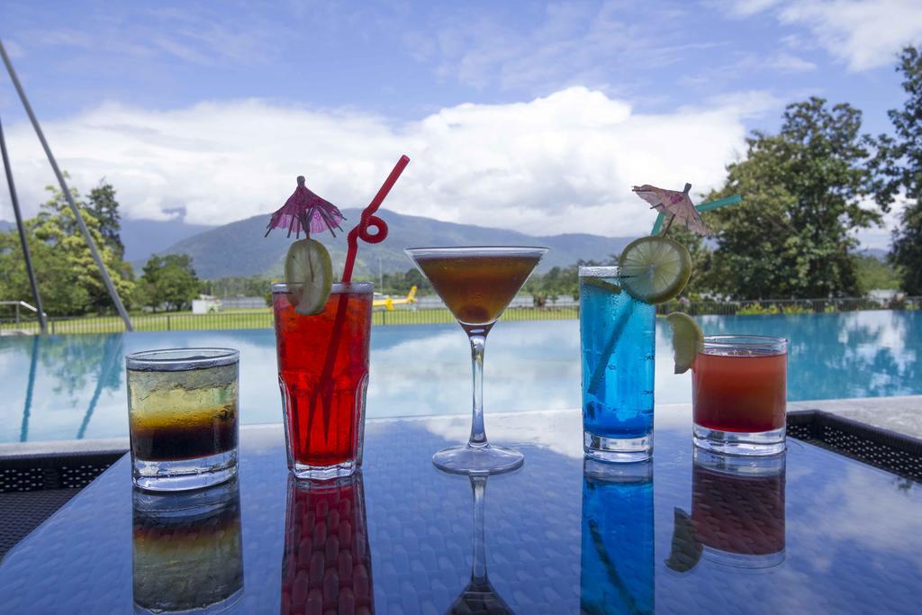 Crossroads Hotel Lae Omili Extérieur photo